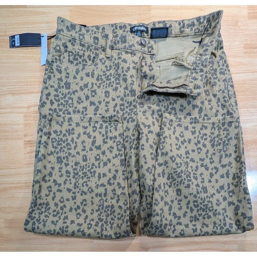 Buffalo Jeans Womens 12 Barrel Leg Leopard Print Tan Brown Animal Print NWT - Picture 2 of 11